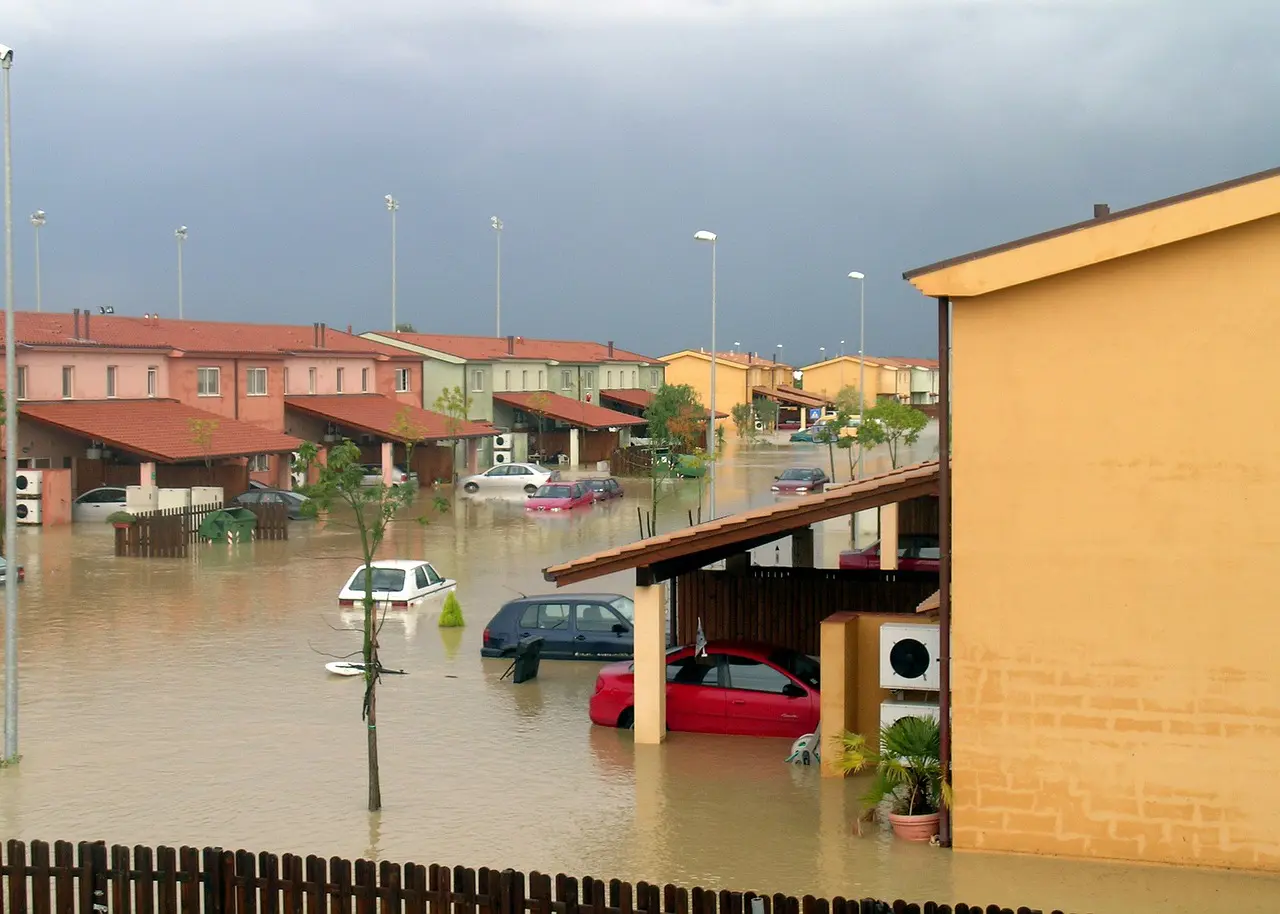 How To Prepare For Natural Disaster – Safety Tips For Your Family How To Prepare For Natural Disaster – Safety Tips For Your Family